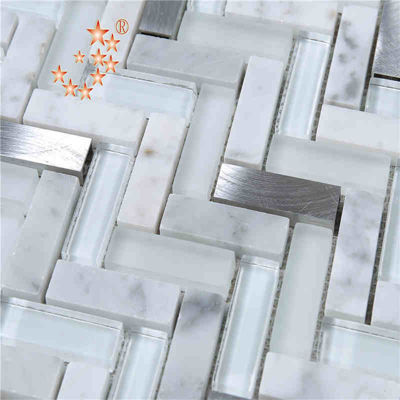 Teja de mosaico de cristal blanca de la forma de hoja ondulada de la raspa de arenque al por mayor para las paredes del cuarto de baño de la cocina